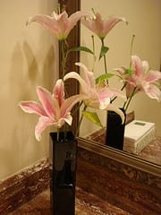 Flower accent